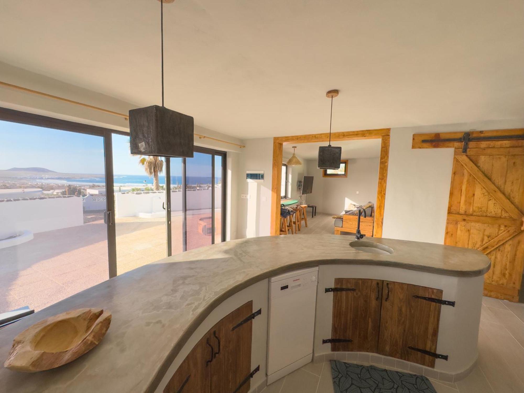 Ahul Con Pequena Piscina Holiday home