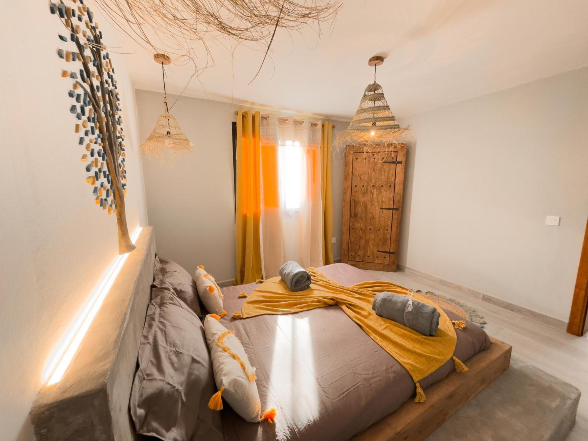 Ahul Con Pequena Piscina Holiday home *